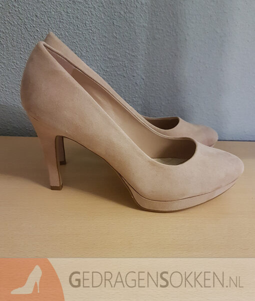Gedragen bruine pumps - Afbeelding 2
