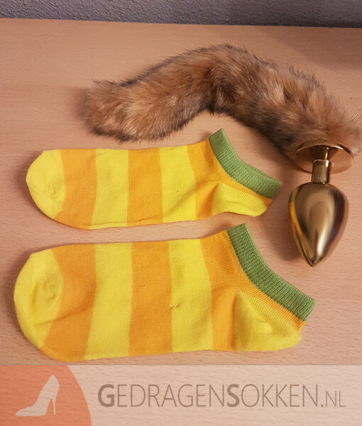 Gele gestreepte enkelsokjes