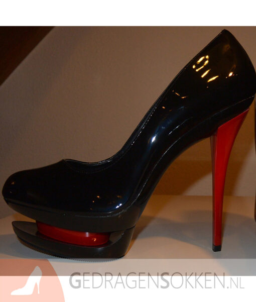 Te kleine lak pumps - Afbeelding 2