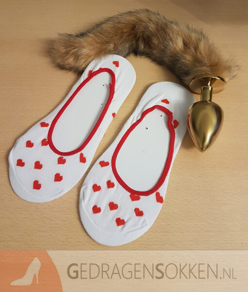 Witte kousenvoetjes met hartjes