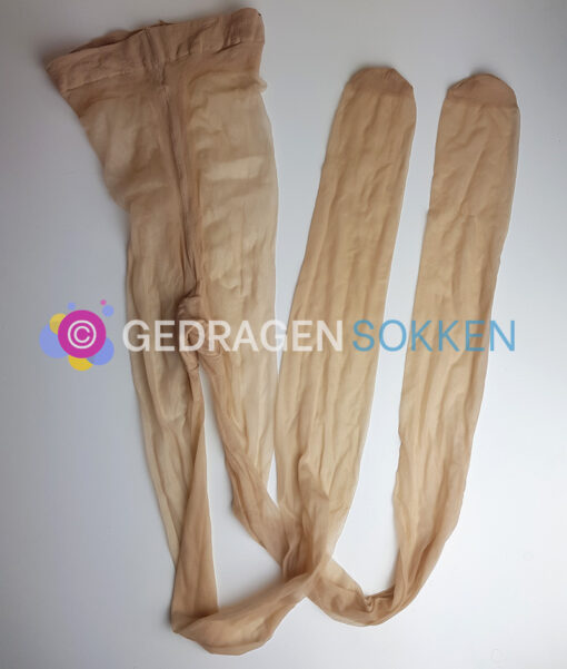 Gedragen panty - 7 denier